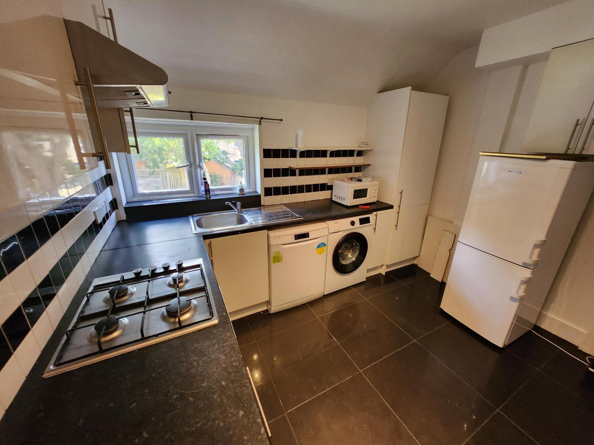 Ferienwohnung Flat With Work Station, Monitor, Smart Tv & Netflix London Exterior foto
